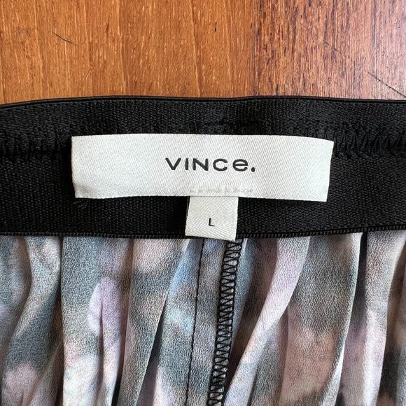 Vince Painted Floral Pleated Culotte Pants L - Picture 4 of 6